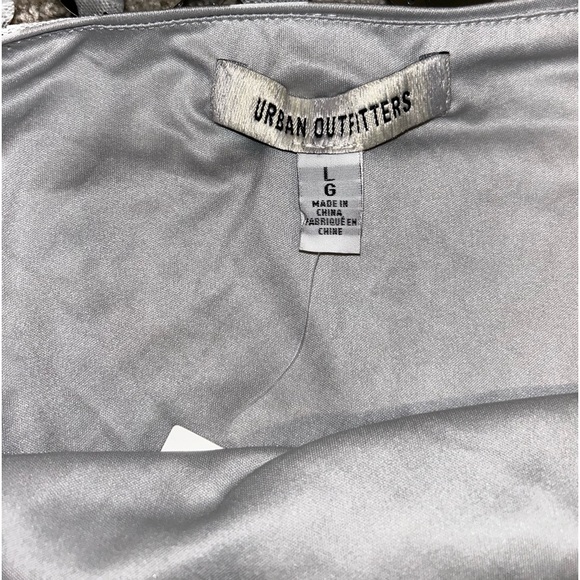 BRAND NEW urban outfitters sparkly skirt size large - Picture 3 of 5